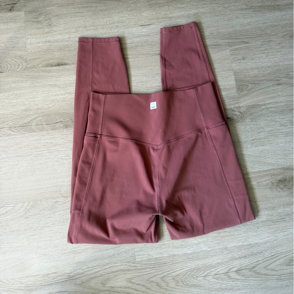 Vuori studio pocket leggings
